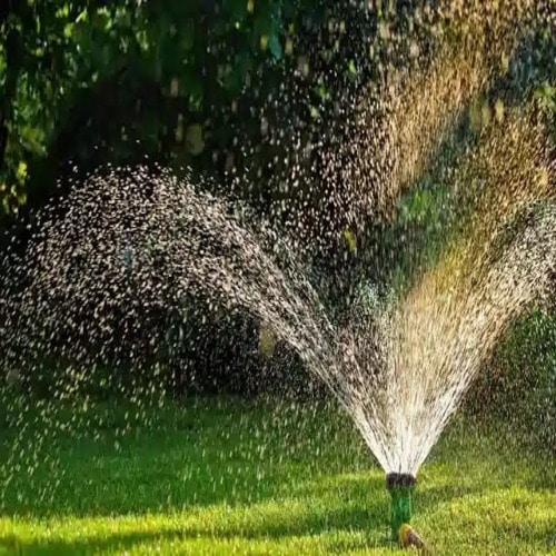 فني تركيب شبكات الضباب والرذاذ 